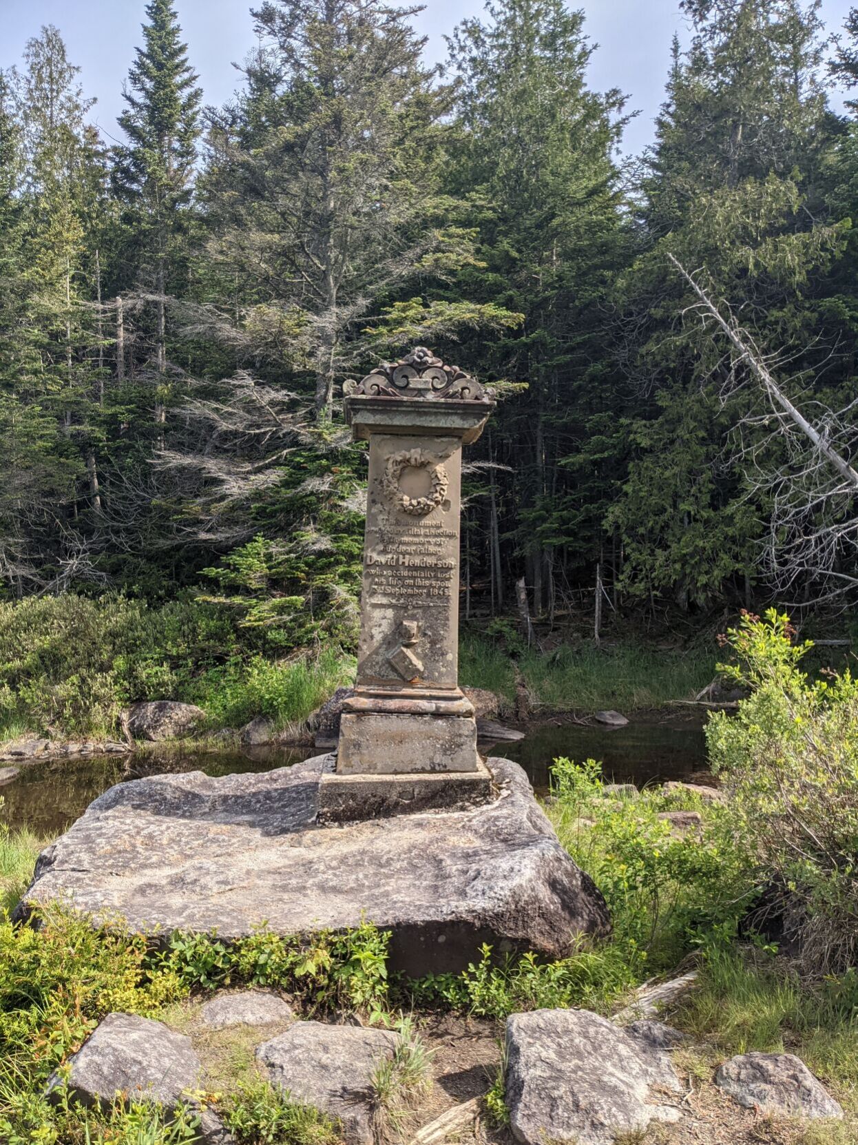 Henderson Memorial.jpg